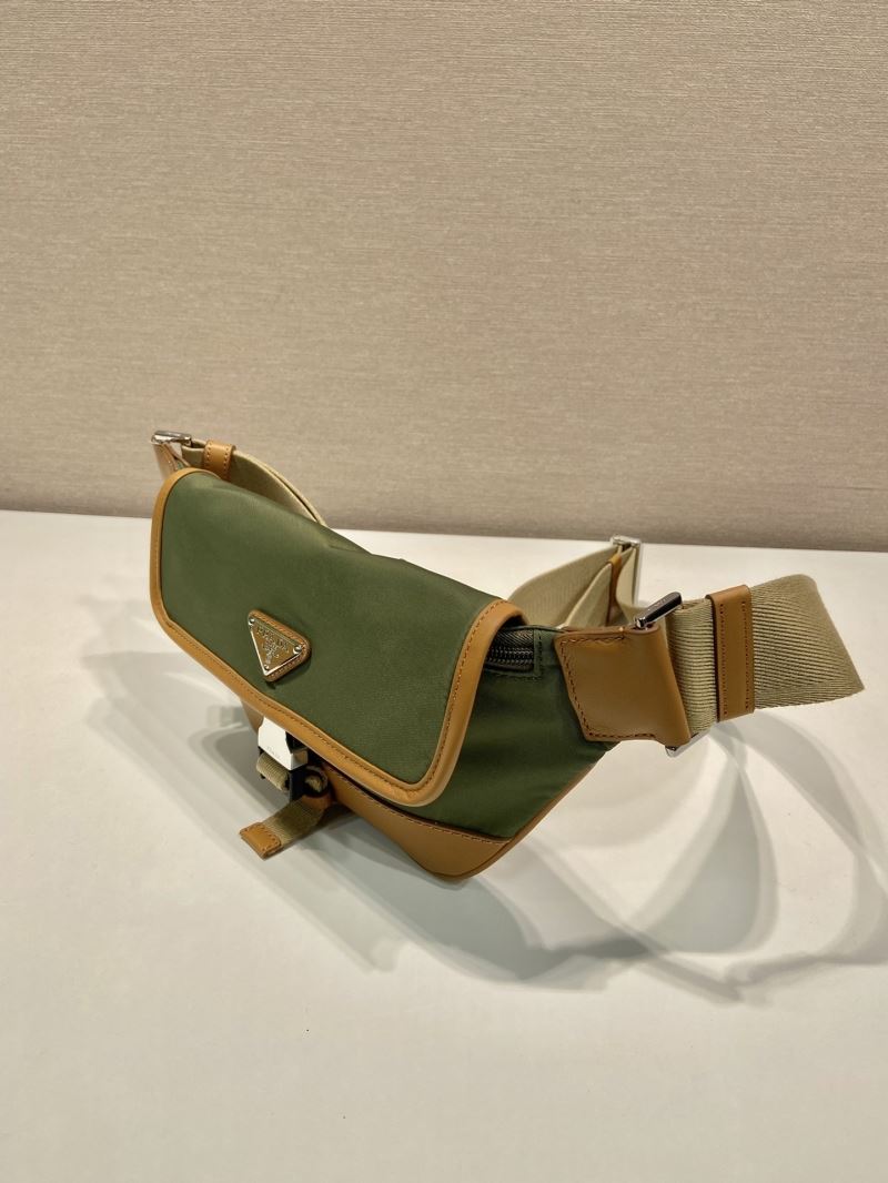 Pra*a waist chest packs